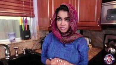 Arabian Maids Extra Service Cock Sucking